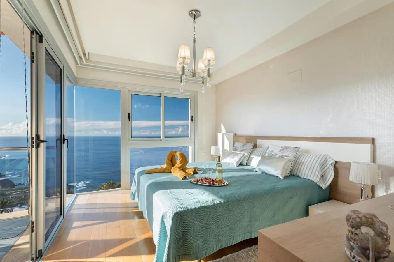 סנטה אורסולה Villa Golden Horizon Con Piscina Privada Climatizada מראה חיצוני תמונה